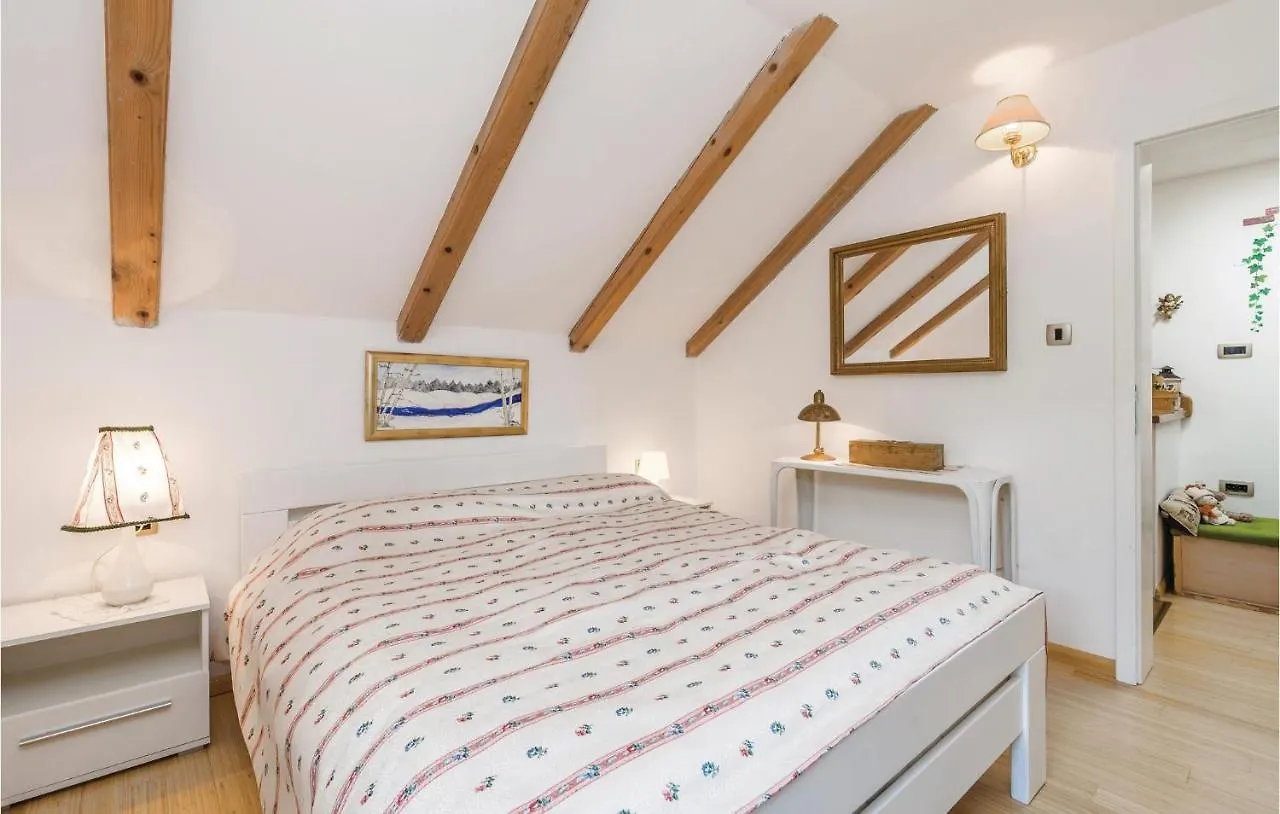 Case de vacanță Awesome Home In Brod Na Kupi With Sauna Croaţia