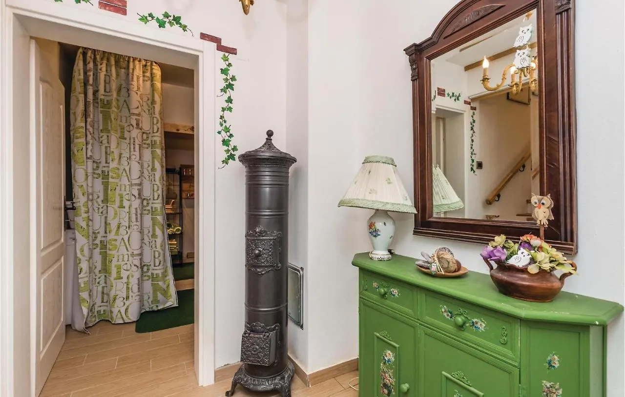 Awesome Home In Brod Na Kupi With Sauna