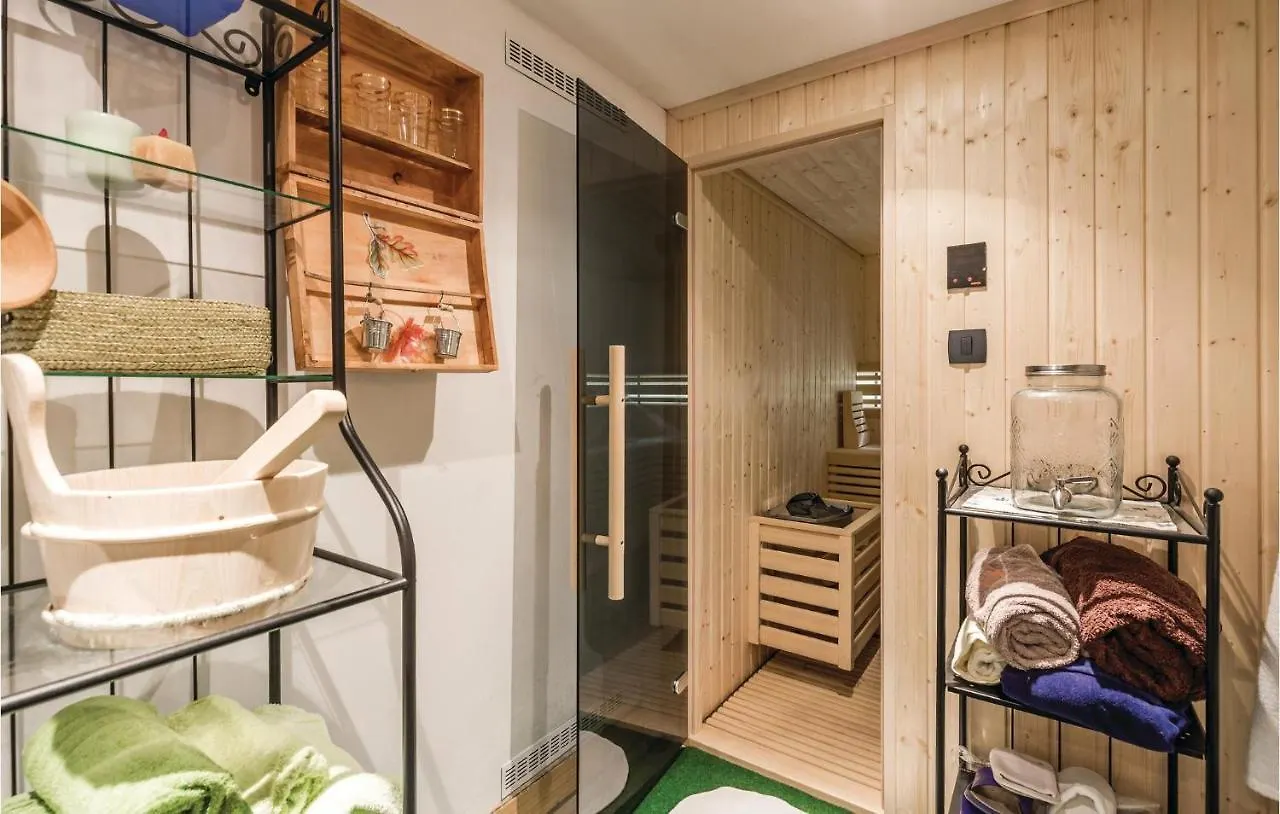 Case de vacanță Awesome Home In Brod Na Kupi With Sauna Croaţia